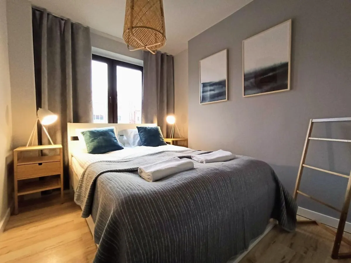 Comfy Apartments - Old Town Marine location